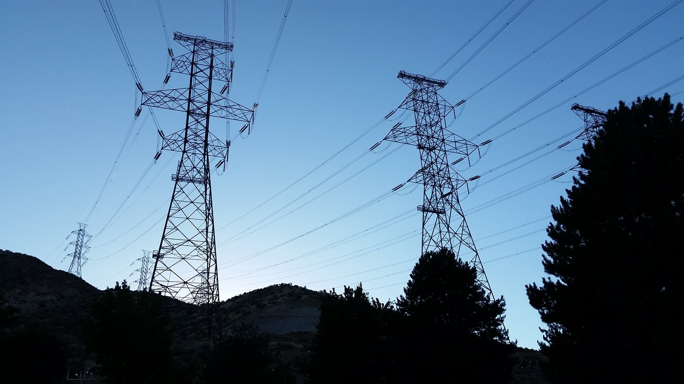 Fixed vs Variable Electricity Plans: Which One Actually Costs Less Over a Full Year